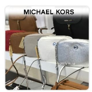 マイケルコース(Michael Kors)のMICHAEL KORS ショルダーバック　シルバー(ショルダーバッグ)