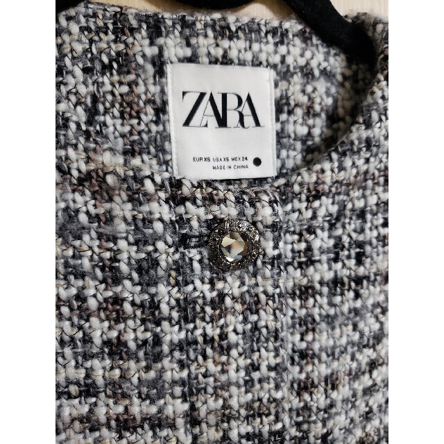 ZARA(ザラ)のZARA ツイード ジャケット　ザラ レディースのジャケット/アウター(ノーカラージャケット)の商品写真