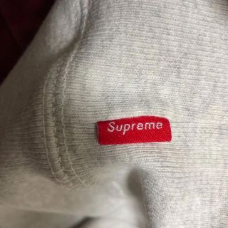 窪塚着用Supreme Box Logo Crewneck SweatshirtNIKE