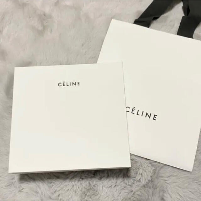 celine(セリーヌ)の新品☆セリーヌ カードホルダー 旧ロゴ レディースのファッション小物(パスケース/IDカードホルダー)の商品写真