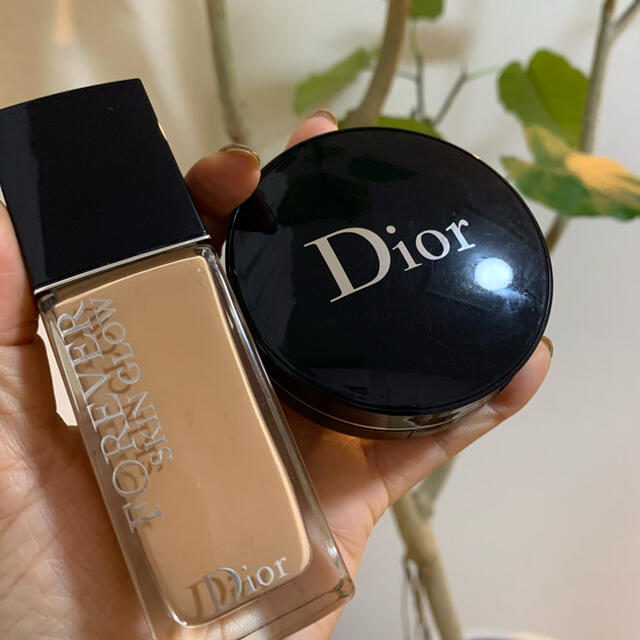 Dior(ディオール)のディオールスキンフォーエバーフルイドグロウ(リキッドファンデーション コスメ/美容のベースメイク/化粧品(ファンデーション)の商品写真