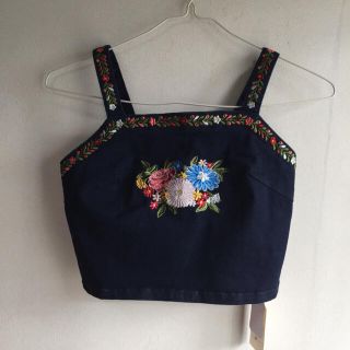 ウィゴー(WEGO)のWEGO 刺繍 ビスチェ(その他)