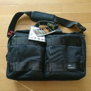 ALPHA industries inc ビジネスバッグ