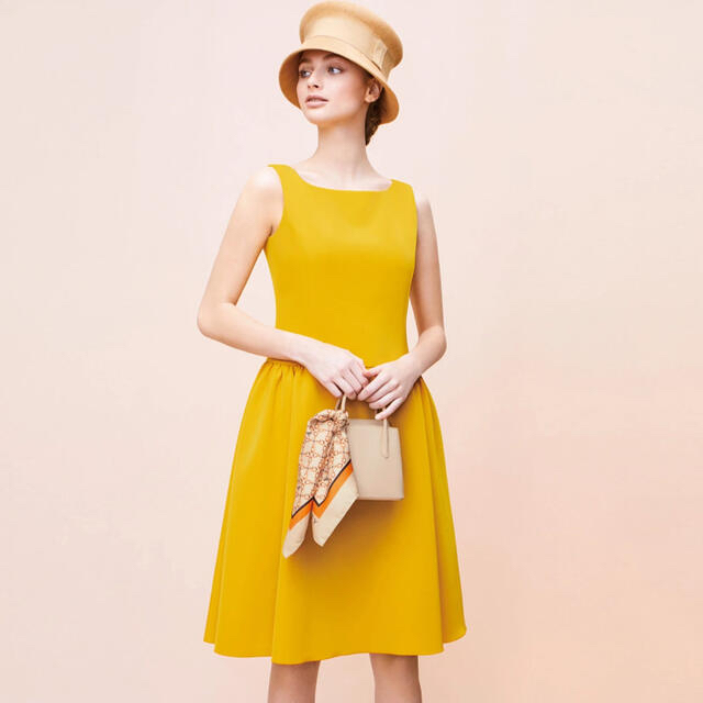 FOXEY(フォクシー)のFOXEYフォクシー　DRESS "TIMELESS" ワンピース　サイズ40 レディースのワンピース(ひざ丈ワンピース)の商品写真