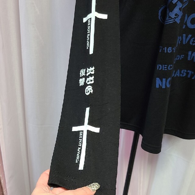 SEX POT ReVeNGe(セックスポットリベンジ)のSEXPOT ReVeNGe　ロンT レディースのトップス(Tシャツ(長袖/七分))の商品写真