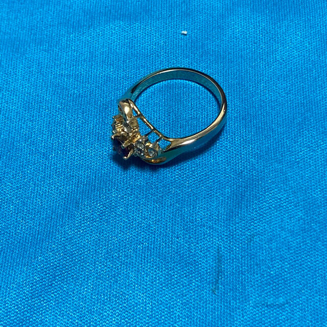 ガーネットとダイヤ？の指輪 レディースのアクセサリー(リング(指輪))の商品写真
