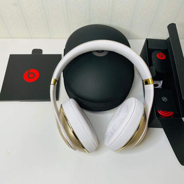 Beats by Dr Dre(ビーツバイドクタードレ)の超美品★ beats studio wireless ゴールド スマホ/家電/カメラのオーディオ機器(ヘッドフォン/イヤフォン)の商品写真