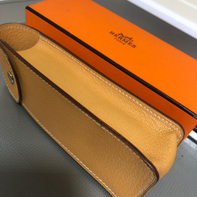 レッド系 HERMES エルメス メガネケースその他マルチケース - 通販