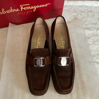 サルヴァトーレフェラガモ(Salvatore Ferragamo)のフェラガモ ローファー(ローファー/革靴)