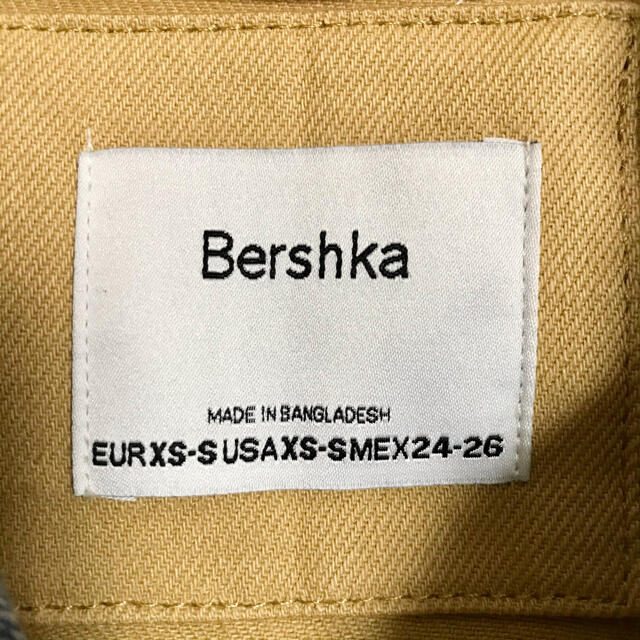 Bershka(ベルシュカ)のBershka デニム異素材ジャケット キャメルベージュ クロップド丈 レディースのジャケット/アウター(Gジャン/デニムジャケット)の商品写真