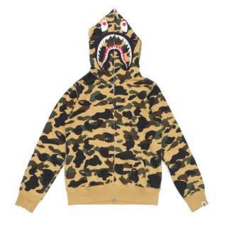 アベイシングエイプ(A BATHING APE)の即完売モデル　アベイシングエイプ　1st  イエロー　ダブルシャークパーカー(パーカー)