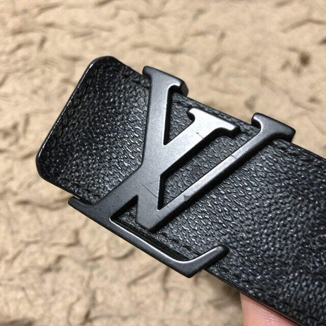 LOUIS VUITTON(ルイヴィトン)のルイヴィトン　ベルト　メンズ　M9808 メンズのファッション小物(ベルト)の商品写真