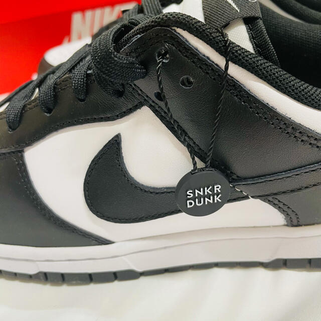 NIKE(ナイキ)のNIKE DUNK Low Black ダンク 白黒 26.5cm 新品未使用 メンズの靴/シューズ(スニーカー)の商品写真