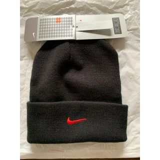 ナイキ(NIKE)のNIKE リバーシブルニット帽子(新品・未使用)(ニット帽/ビーニー)