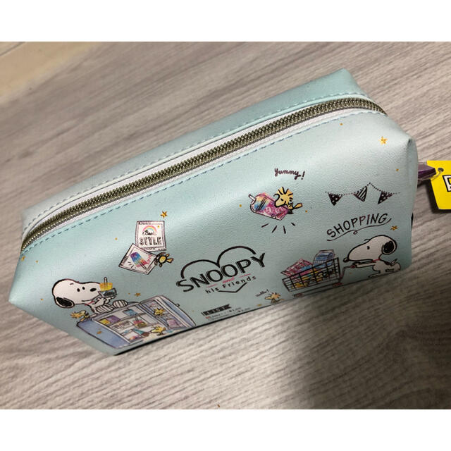 PEANUTS(ピーナッツ)の新品☆SNOOPY☆ペンケース インテリア/住まい/日用品の文房具(ペンケース/筆箱)の商品写真