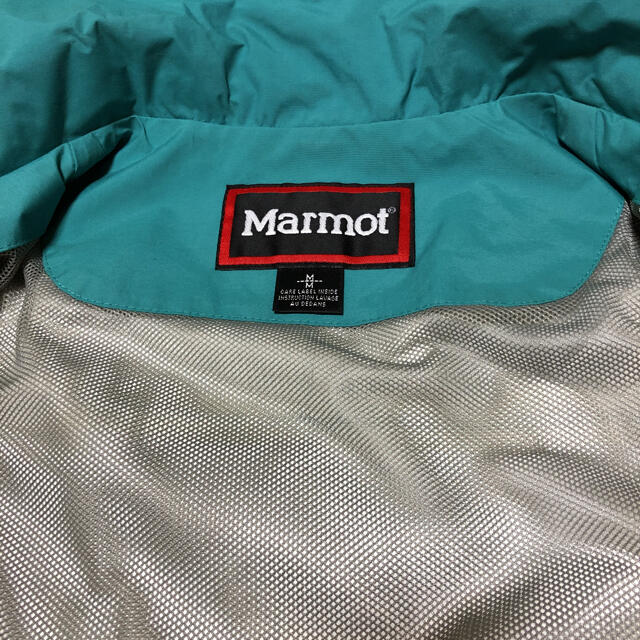 MARMOT(マーモット)の【みけ様　専用】マーモット　マウンテンパーカー レディースのジャケット/アウター(その他)の商品写真