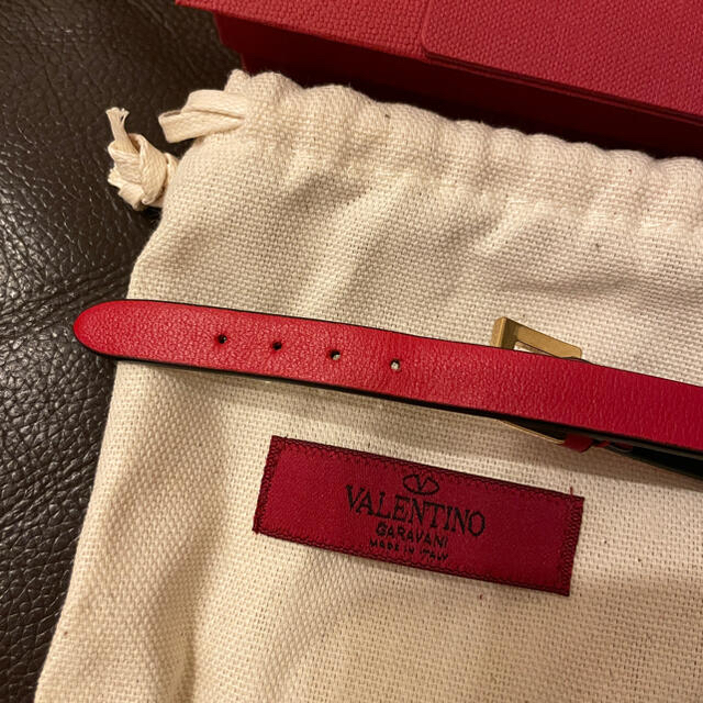 VALENTINO(ヴァレンティノ) Vロゴ ブレスレット レッド