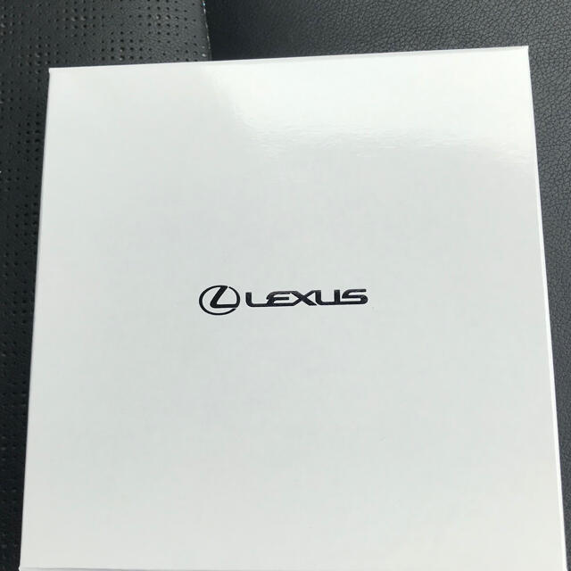 トヨタ(トヨタ)のLexus  ミニハンカチ メンズのファッション小物(ハンカチ/ポケットチーフ)の商品写真