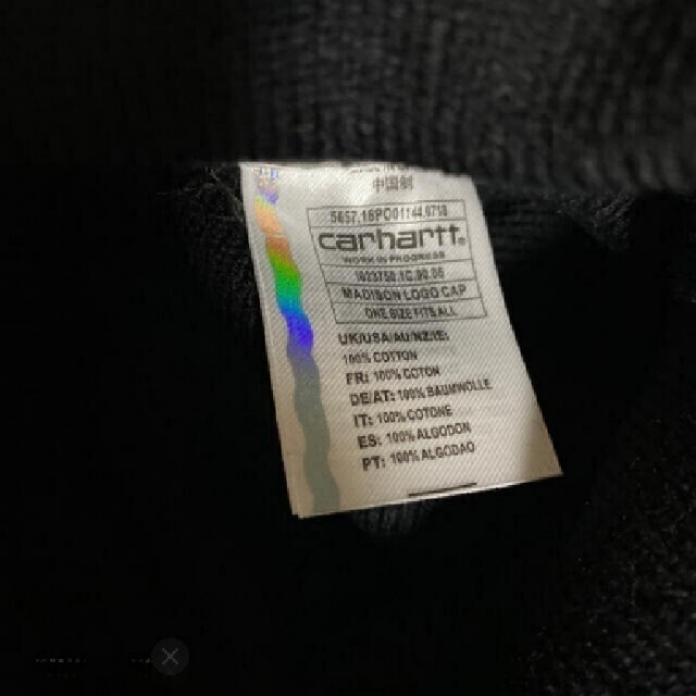 carhartt(カーハート)のカーハート　ニット帽　新品タグ付き メンズの帽子(ニット帽/ビーニー)の商品写真