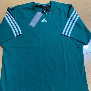 アディダス(adidas)のakeo様専用。アディダスtシャツ(Tシャツ/カットソー(半袖/袖なし))