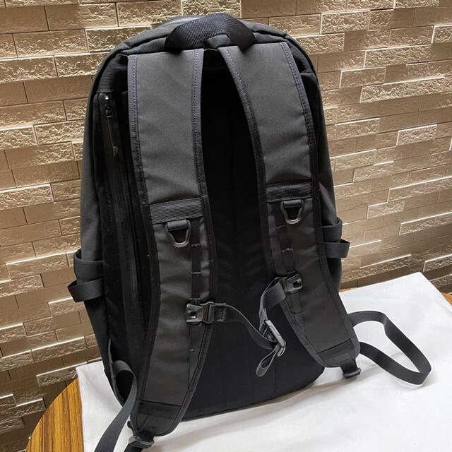 MONCLER(モンクレール)のmoncler fragment backpack モンクレール フラグメント メンズのバッグ(バッグパック/リュック)の商品写真