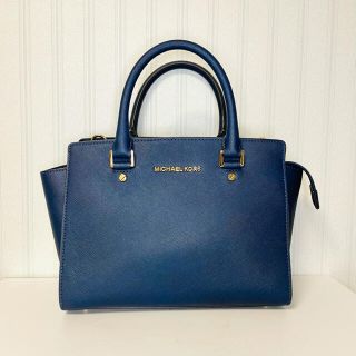 マイケルコース(Michael Kors)のPochi⭐︎様専用 美品★ マイケルコース SELMA ハンドバッグ ネイビー(ハンドバッグ)