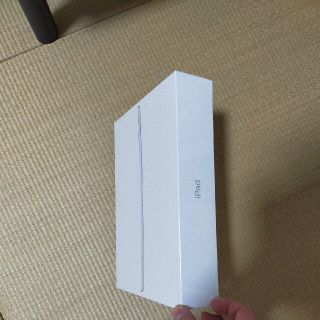 アイパッド(iPad)の人気【未開封】第８世代 iPad 32GB シルバー　 本体 10.2インチ(タブレット)