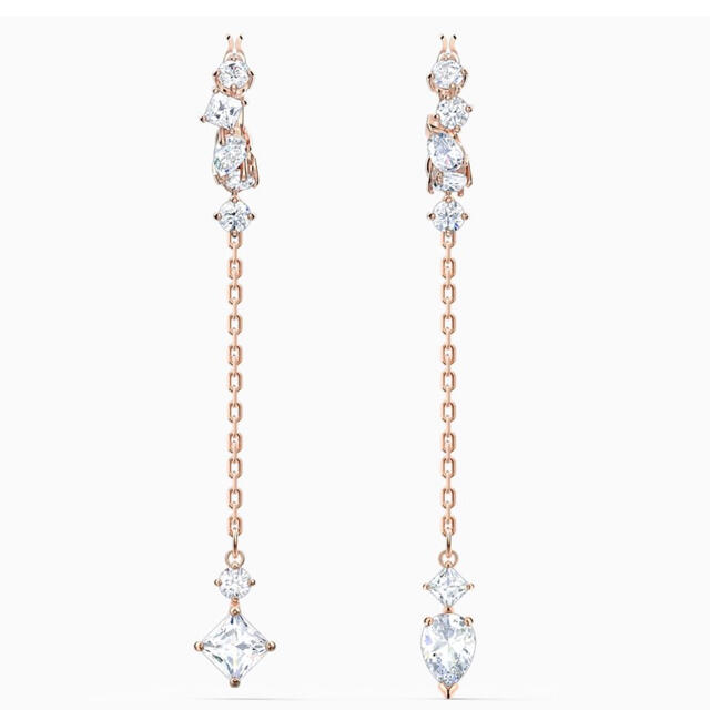 SWAROVSKI(スワロフスキー)のスワロフスキー　ATTRACT ピアス　新品未使用 レディースのアクセサリー(ピアス)の商品写真