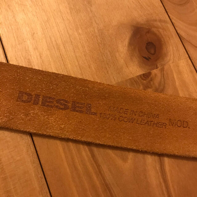 DIESEL(ディーゼル)のDIESEL 革ベルト ホワイト メンズのファッション小物(ベルト)の商品写真