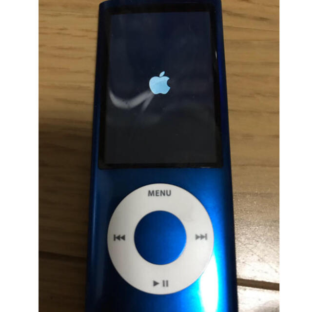 Apple(アップル)のipod nano 第5世代　りんごループ スマホ/家電/カメラのオーディオ機器(ポータブルプレーヤー)の商品写真