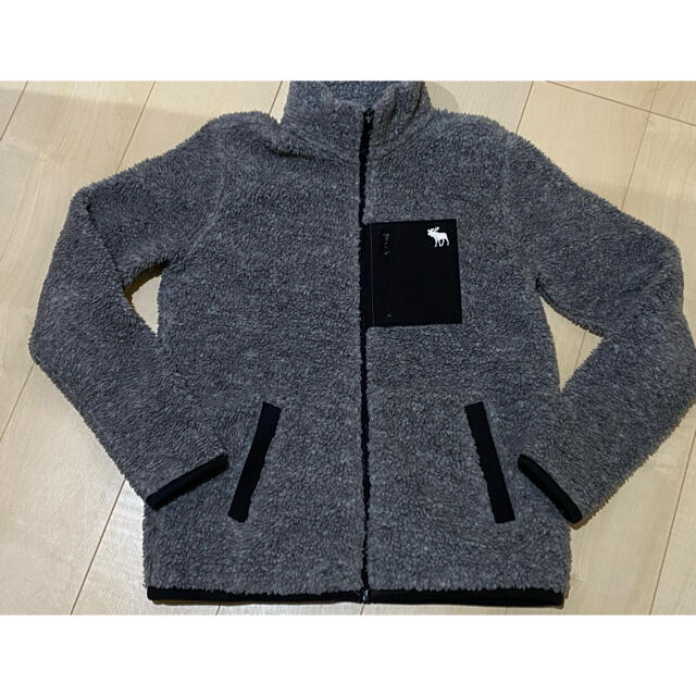 Abercrombie&Fitch(アバクロンビーアンドフィッチ)の☆ アバクロ　フリース　ボア  シープジャケット　ジャンパー　 キッズ/ベビー/マタニティのキッズ服女の子用(90cm~)(ジャケット/上着)の商品写真