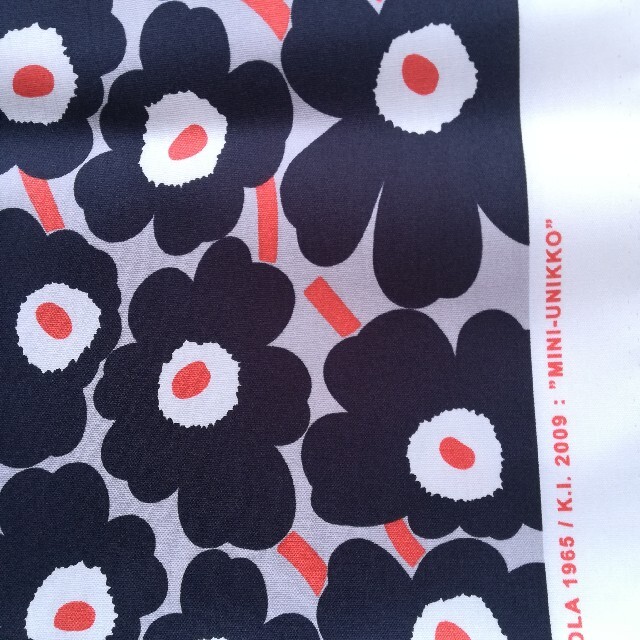 Marimekko マリメッコ Marimekko グレー ブラック オレンジ 生地 ハンドメイドの通販 By りんえ S Shop マリメッコ ならラクマ