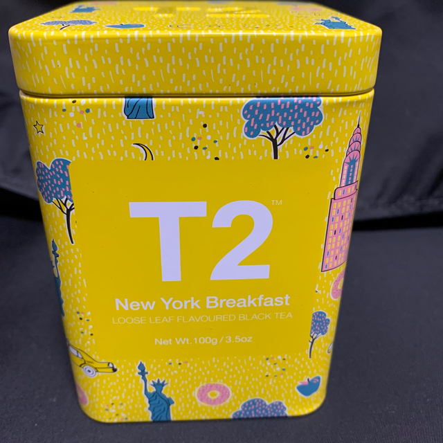 【未開封】T2 tea ティーツー　紅茶　イングリッシュブレックファスト 食品/飲料/酒の飲料(茶)の商品写真