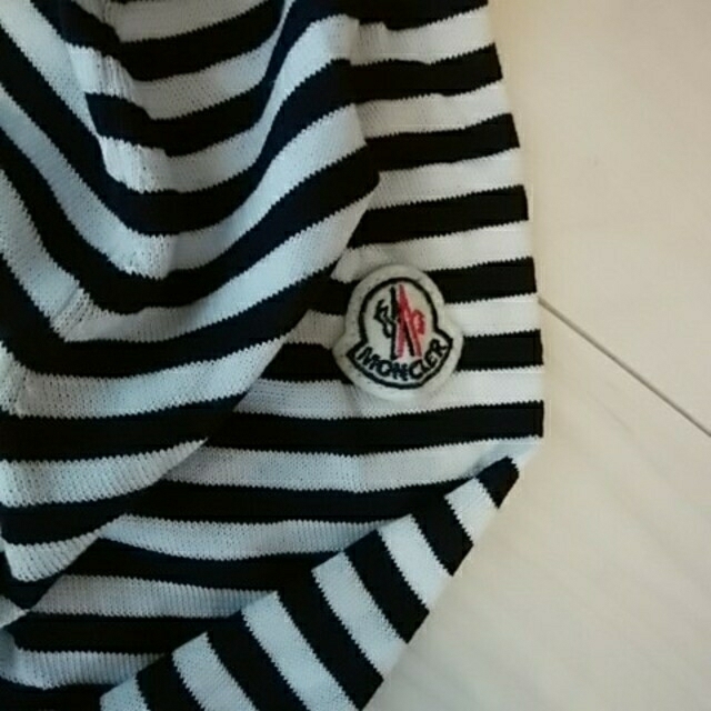 MONCLER(モンクレール)の MONCLER 　モンクレール　ボーダーニット レディースのトップス(ニット/セーター)の商品写真