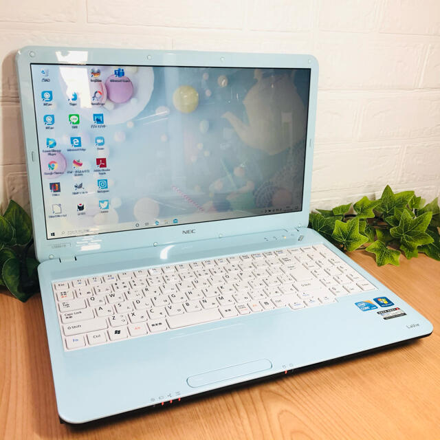 NEC(エヌイーシー)の超かわいい❤️水色PC☆Windows10☆激レア☆人気のNEC☆初心者さん安心 スマホ/家電/カメラのPC/タブレット(ノートPC)の商品写真