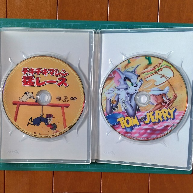 変更　2枚セット　トムとジェリー　チキチキマシン猛レース　DVD エンタメ/ホビーのDVD/ブルーレイ(キッズ/ファミリー)の商品写真