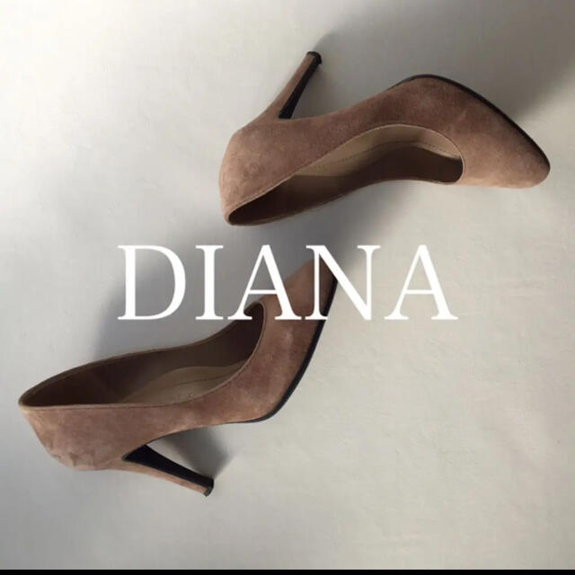 DIANA(ダイアナ)のダイアナ スエード  ラウンドトゥ　パンプス 23.5 レディースの靴/シューズ(ハイヒール/パンプス)の商品写真