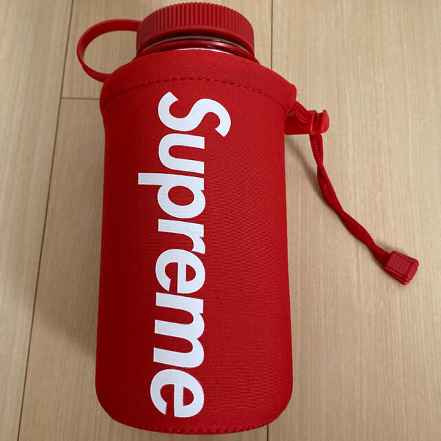 supreme ボトル