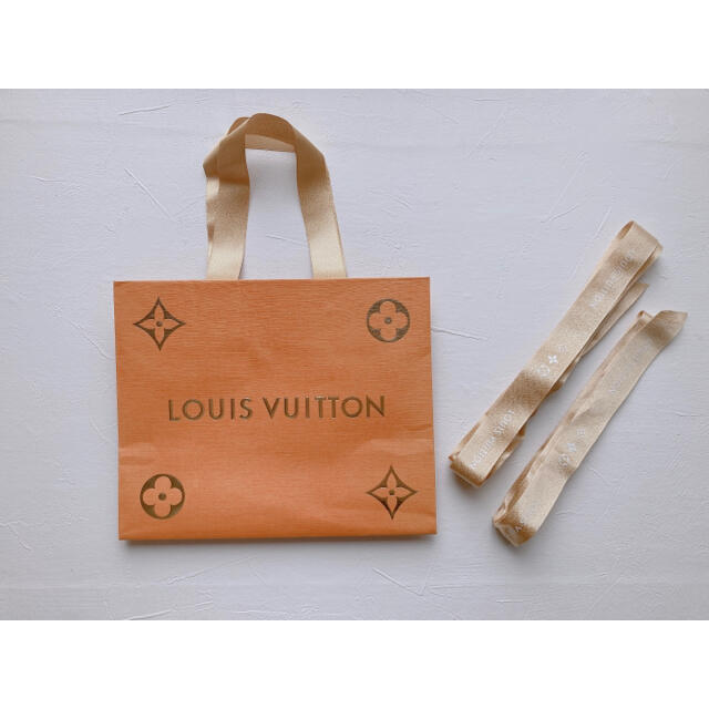 LOUIS VUITTON(ルイヴィトン)のLOUIS VUITTON 紙袋 レディースのバッグ(ショップ袋)の商品写真