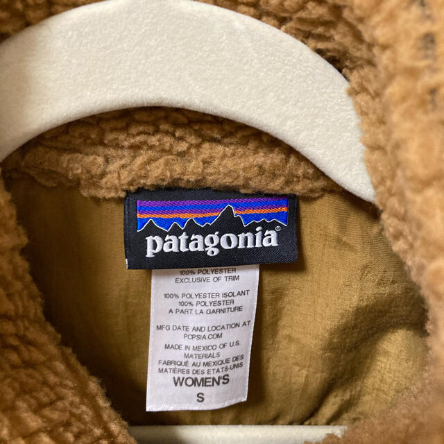 patagonia(パタゴニア)のパタゴニア　woman's フリースジャケット レディースのジャケット/アウター(ブルゾン)の商品写真