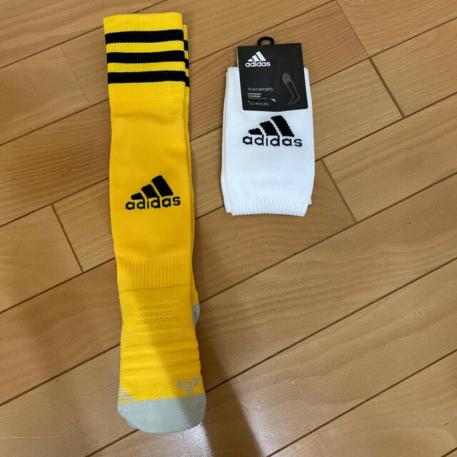 adidas(アディダス)のadidas キッズ　ソックス　黄色のみ キッズ/ベビー/マタニティのこども用ファッション小物(靴下/タイツ)の商品写真