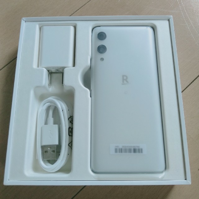 Rakuten Hand 新品・通電なし