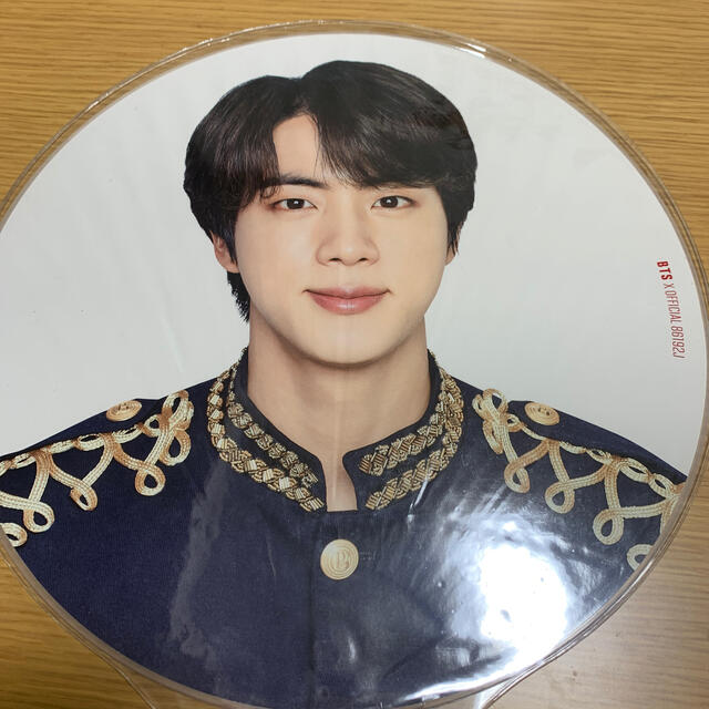 防弾少年団(BTS)(ボウダンショウネンダン)のBTS JIN うちわ エンタメ/ホビーのCD(K-POP/アジア)の商品写真