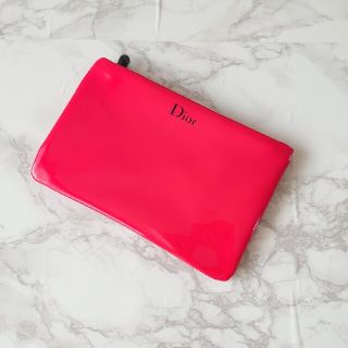 ディオール(Dior)の【Dior ディオール】＊新品未使用＊エナメル レッド 薄型 ポーチ 限定品(ポーチ)