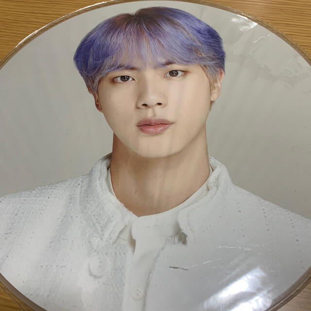 防弾少年団(BTS)(ボウダンショウネンダン)のBTS JIN うちわ エンタメ/ホビーのCD(K-POP/アジア)の商品写真