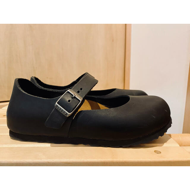 BIRKENSTOCK(ビルケンシュトック)のビルケン　レディース　36サイズ　黒　 レディースの靴/シューズ(ローファー/革靴)の商品写真
