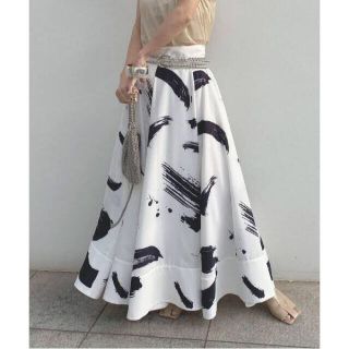 アメリヴィンテージ(Ameri VINTAGE)の8日まで限定値下げ𓍯Ameri  MEDI INK FLARE SKIRT (ロングスカート)