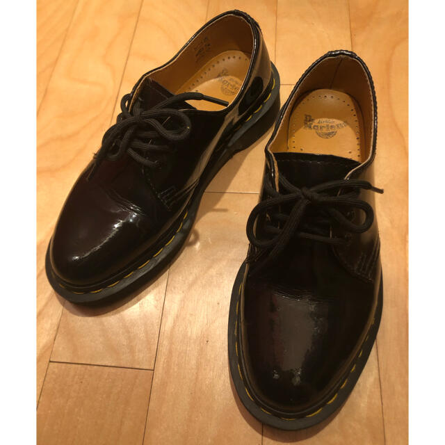 2022年製 新品】 Dr.Martens 3ホールシューズ ドクターマーチン - ローファー+革靴 - www.we-job.com 2022年製 新品】 Dr.Martens 3ホールシューズ ドクターマーチン - ローファー+革靴 - www.we-job.com