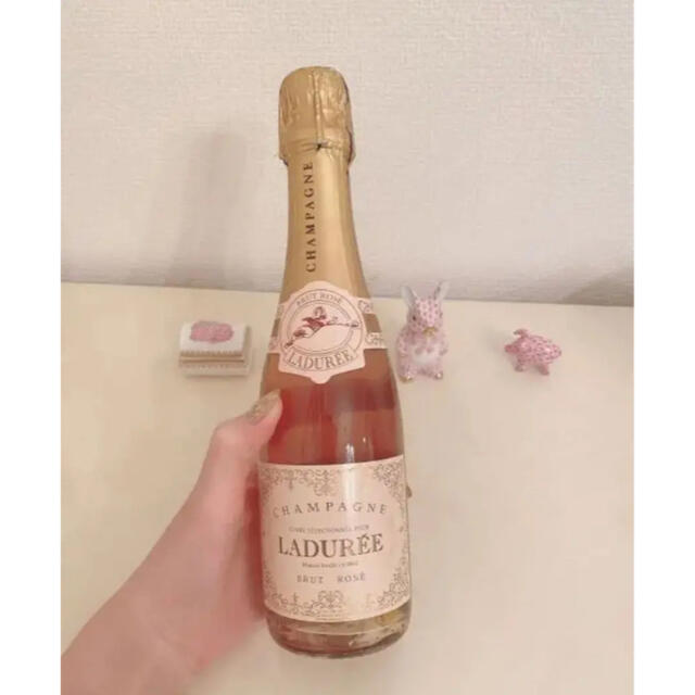 LADUREE(ラデュレ)のLADUREE  飾り用　roséシャンパン🍾 インテリア/住まい/日用品のインテリア小物(置物)の商品写真