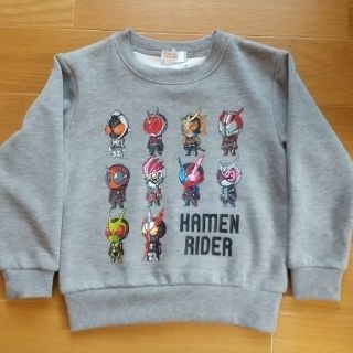 バンダイ(BANDAI)の【お値打ち価格】新品 仮面ライダー トレーナー 110(Tシャツ/カットソー)